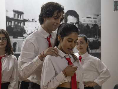 Ci interfacciamo con alcuni �attori in erba�. �Ho cominciato per diletto ma mi piacerebbe diventare attore professionista, senza per� abbandonare l�Universit�, afferma il 24enne Antonio, studente di Medicina e appassionato di cinema e teatro sin da piccino